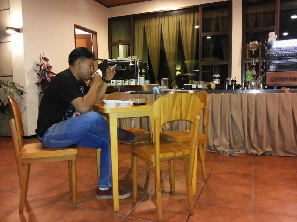 One and only <a href="/fika_coffee/">Fika Coffee</a>