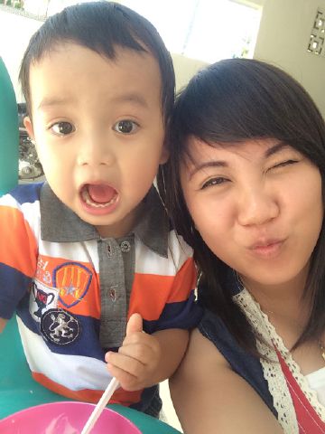 InddyMerchiLya's tweet photo. Selfie berdua :D w/ my Lilboy EL :* http://t.co/Llme2siCFx