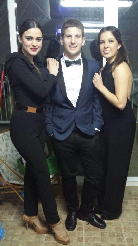 97Enrique13's tweet photo. Elegancia en estado puro @anabelrojas14 @Lolips19 http://t.co/cOyXX8Kum8