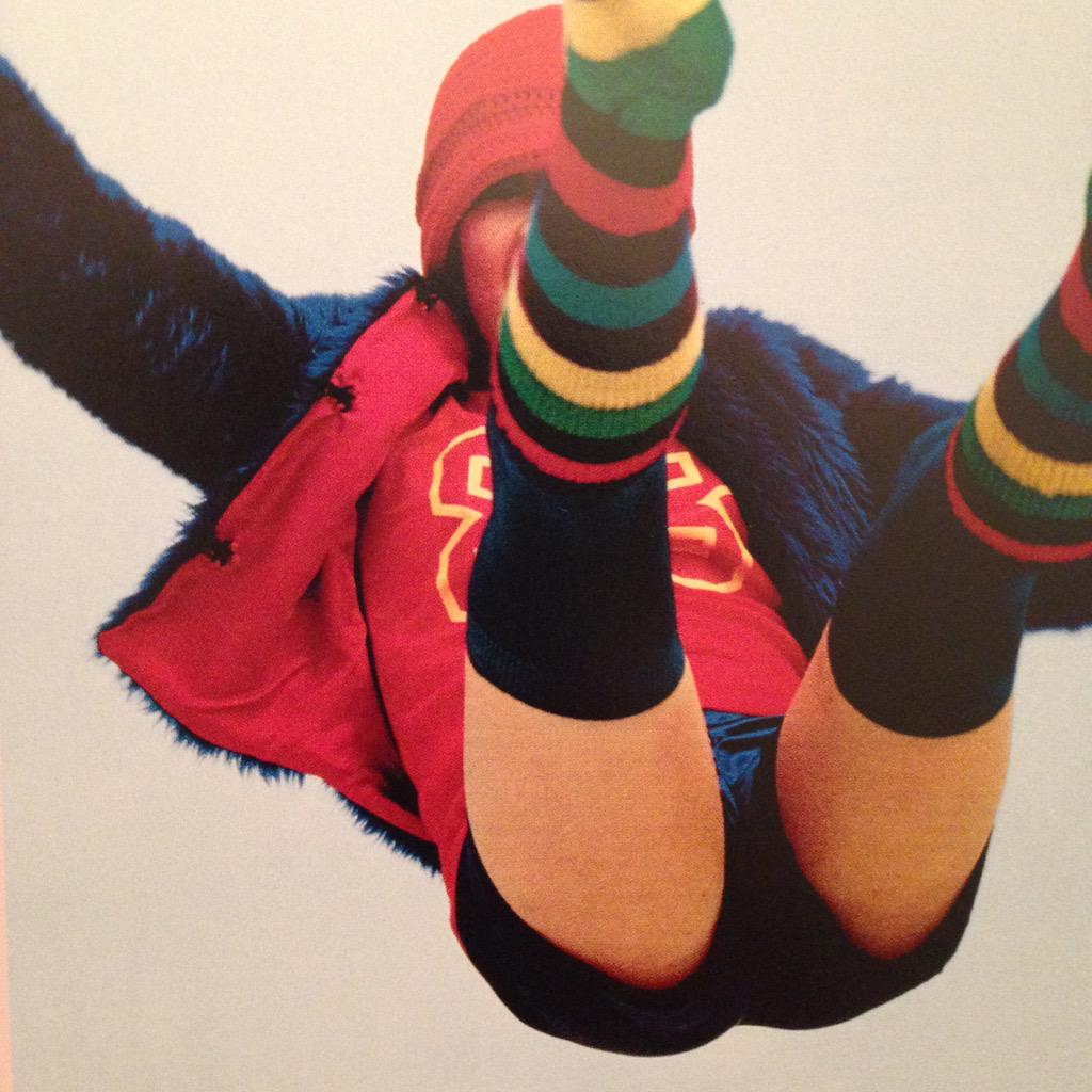 dearclodomiro's tweet photo. Happy New Year from Clodomiro! May your year be full of warm socks, igloos and love 💕 http://t.co/KS3dsBiea1
