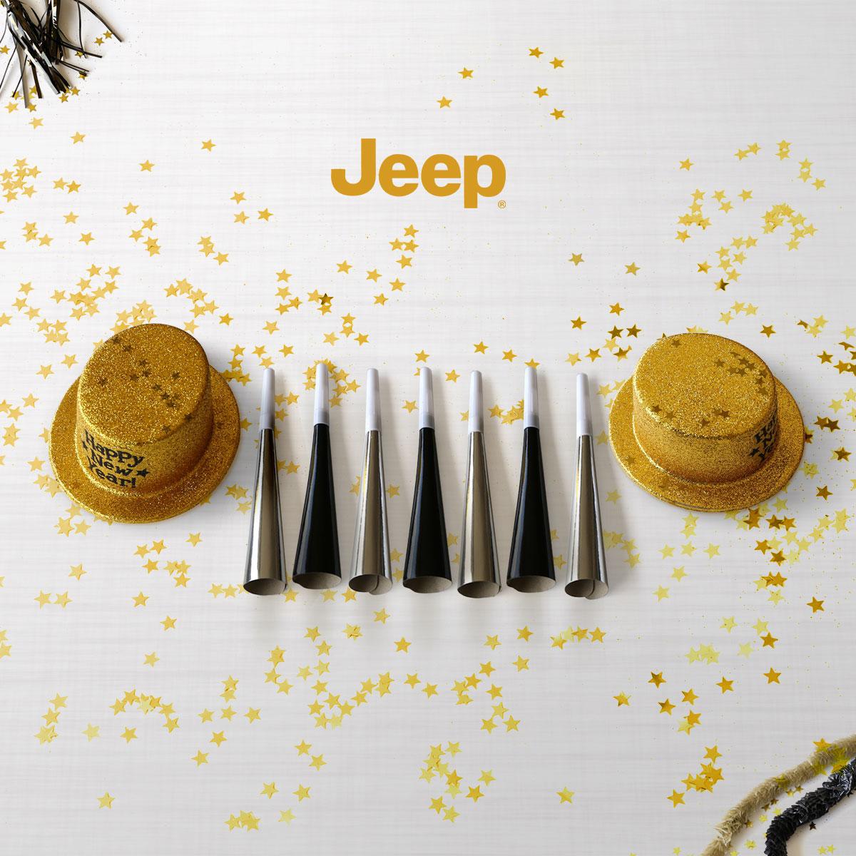 Jeep's tweet photo. New year, new paths to conquer. #HappyNewYear #2015 http://t.co/V3A8mVVTBp