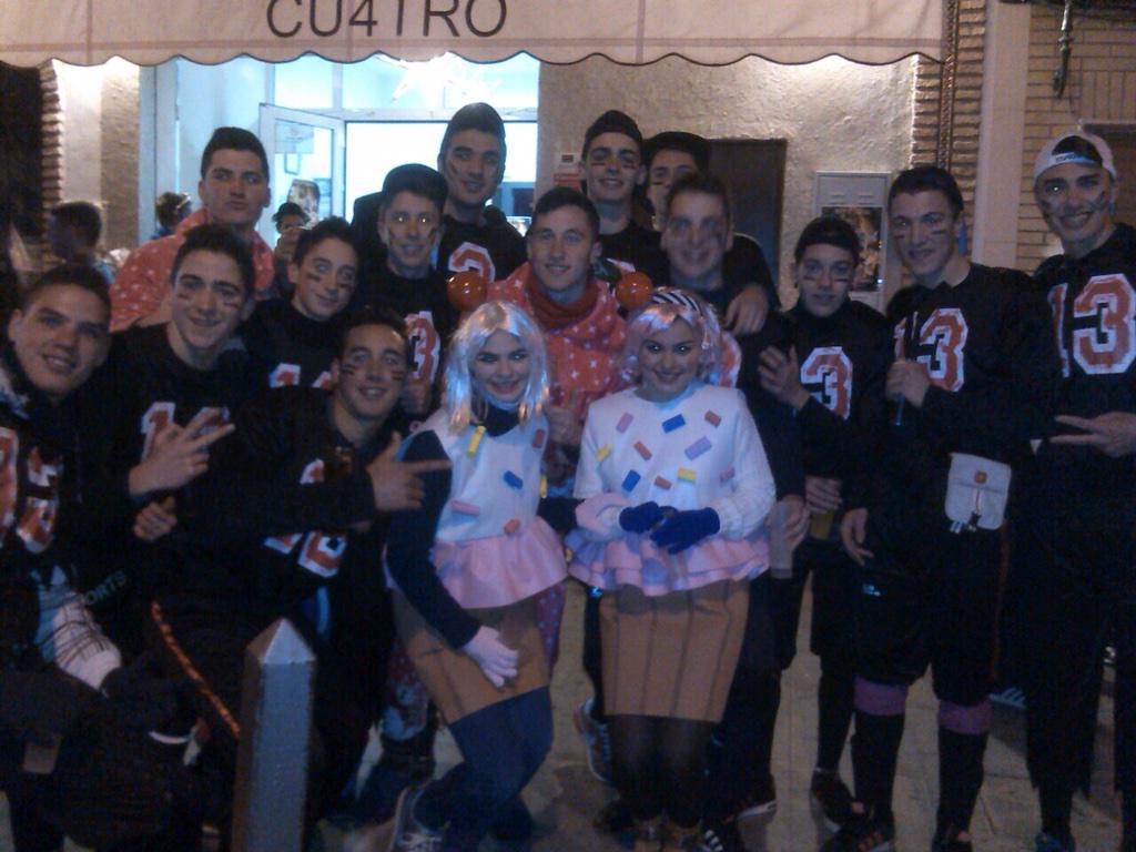 antonioborrego5's tweet photo. Empezamos el 2015 de la mejor manera posible con estos grandes 😍😍 http://t.co/orODtrCUT2
