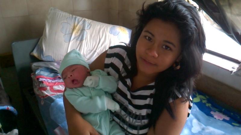 Jodas.  RT <a href="/GabrielQtar/">Q.</a>: este es el primer Barquisimetano del 2015 felicitaciones a Francys por parir a los 15