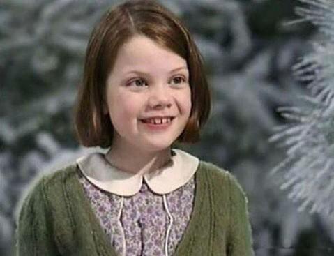 20 Child Stars Who Grew Up To Become Surprisingly Hot. goo.gl/W4GJ4e
