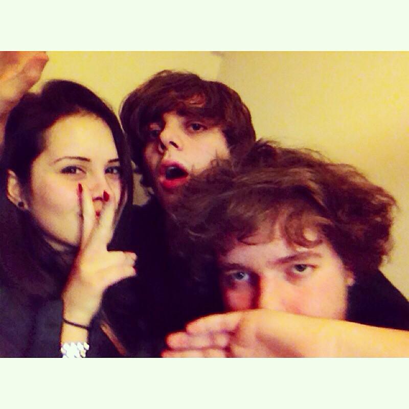 MiaRoseX's tweet photo. Da squaaaad http://t.co/iEx607PJS2