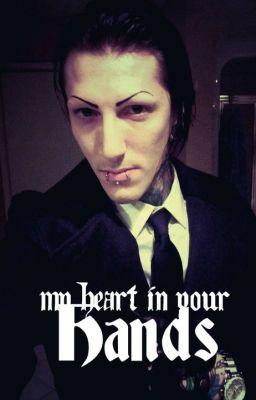 be_alternative1's tweet photo. My Heart In Your Hands the gif on "the flame we had to burn out" in the beginning is so cute  http://t.co/50X7nKiBrd http://t.co/uTLNC8lFHX