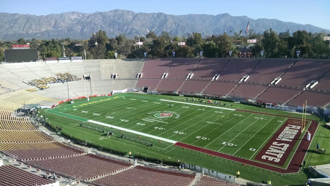 Warchant's tweet image. The calm before the storm. #rosebowl #fsu #oregon #CFBPlayoff
