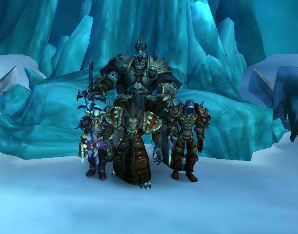 ThemnNotalari's tweet photo. Derrotaremos a Arthas....pero antes Foto!!! jeje http://t.co/ZB22nUwj4f