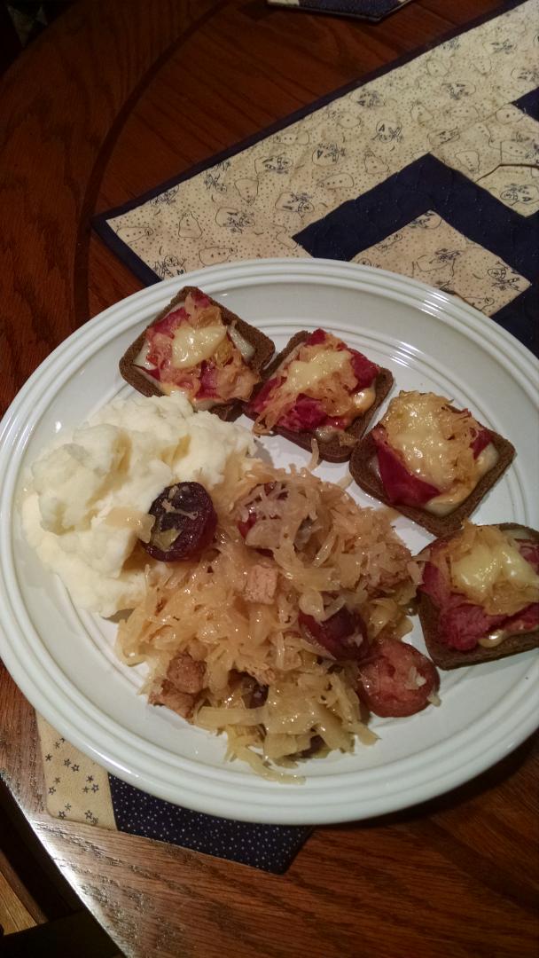 jlongstories's tweet photo. Happy New Year to me!!! #AmazingTraditions http://t.co/K5T5eUabAp