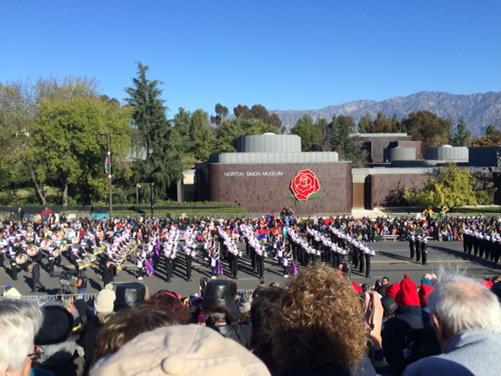 GoldenRegiment's tweet photo. Happy New Years from the Golden Regiment! It was an honor to represent Blue Springs at the 126th @RoseParade. http://t.co/khpG81GIOt