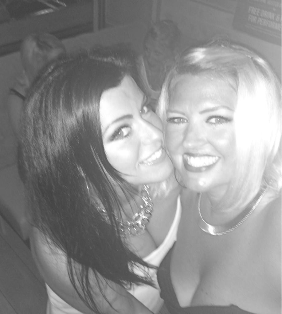 missKatieTodd's tweet photo. #2015 #theundateables @bowlingball31 ThinkYouMightHaveToSignMeUpBecks 💋❤️💞💖💕💓💗💋👫💏💑 http://t.co/HjBOcmlCoH