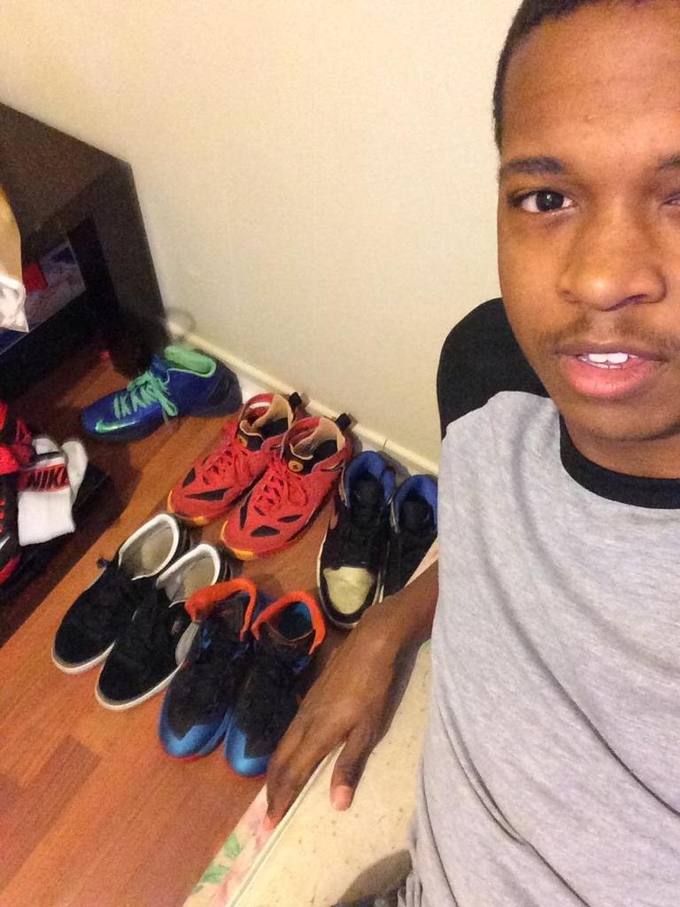 _tray__ tweet picture