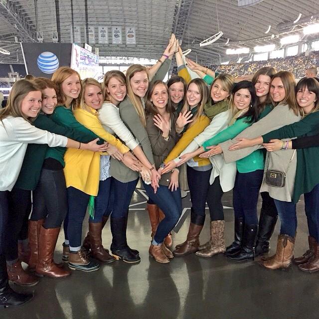 Theta backs the #BaylorBears! #CottonBowl #SicEm