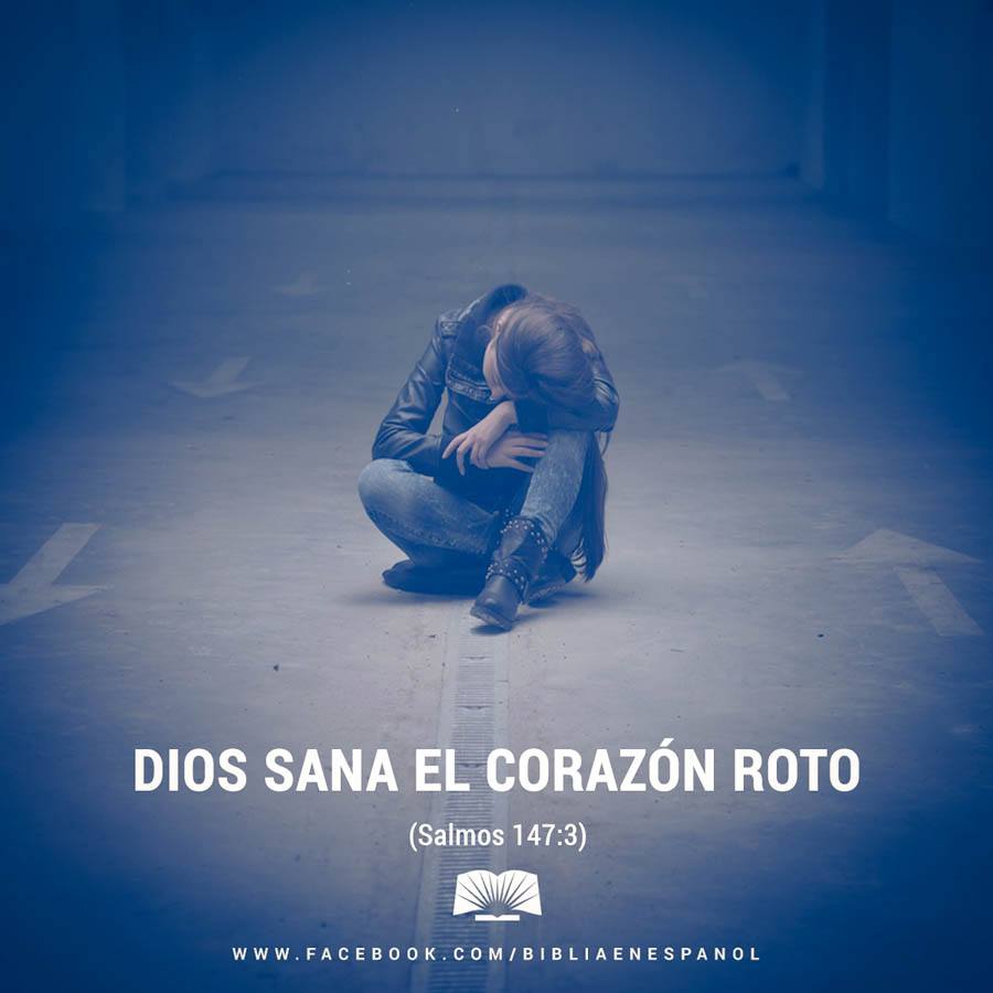 JovenesSomosES's tweet photo. Él sana a los que tienen roto el corazón,
y les venda las heridas. - Salmos 147:3 http://t.co/tyKYB9kcVa
