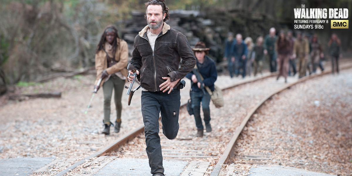 Physical fitness is key… to outrunning walkers. #TWDResolution: work out more.