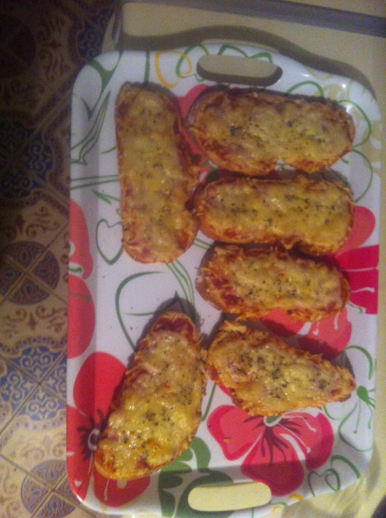 3wfran's tweet photo. Pobrecita mi niña que la tengo pasando hambre y no le doy de comer @nattalia_95 http://t.co/Zcek7fLHvD