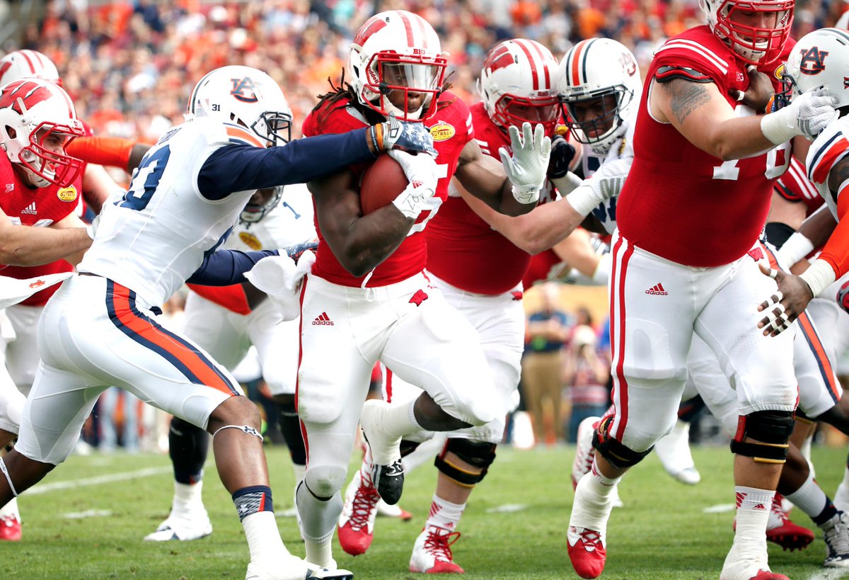 melvin gordon color rush