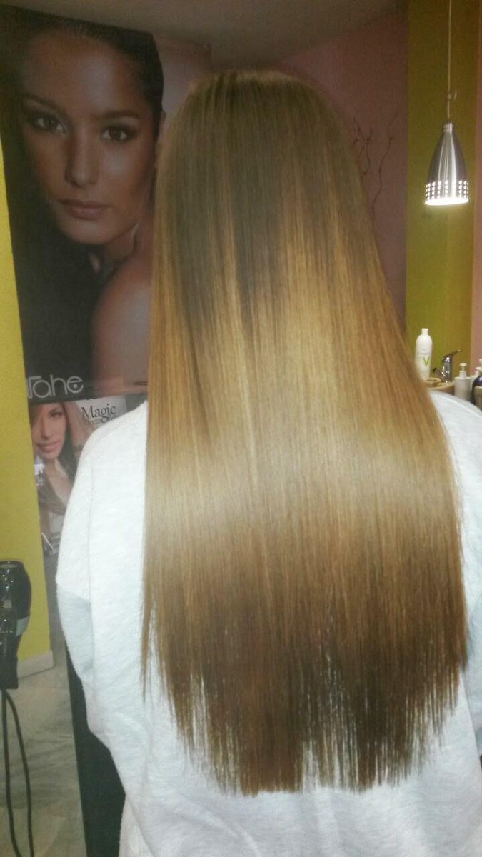 Llerapeluqueros's tweet image. #Kerapro5 a las hermanas Natalia y Laura #melenasperfectas, #sinencrespamiento #saneadas llerapeluqueros.com/2015/01/dos-he…