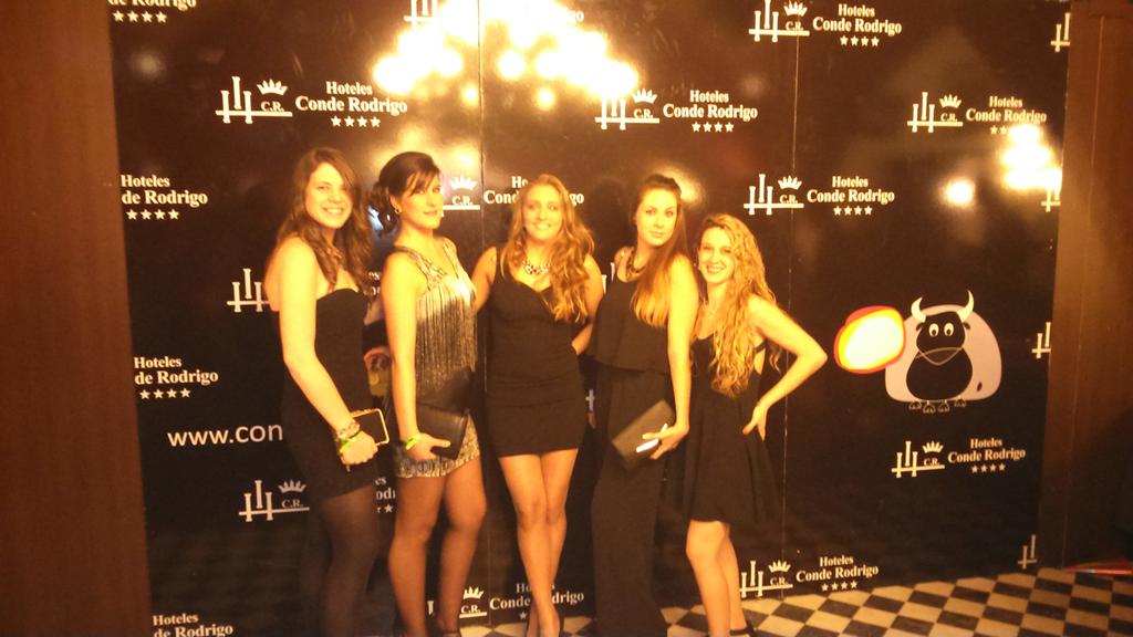 91_leti's tweet photo. #Nv 😊🎉🎉🎉 http://t.co/6kyZmfcNQe