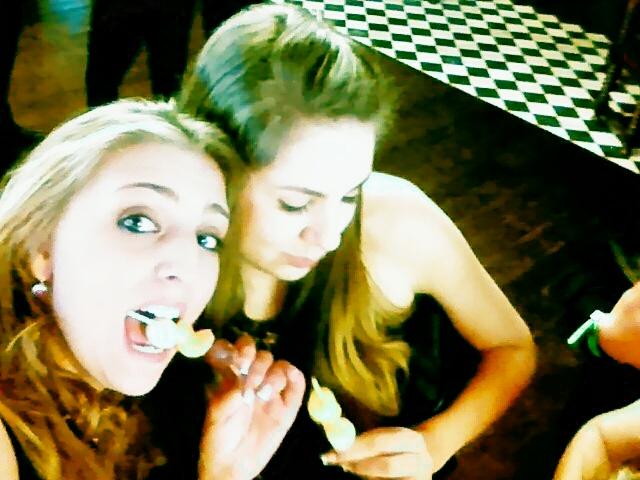 91_leti's tweet photo. #Nv 😊🎉🎉🎉 http://t.co/6kyZmfcNQe