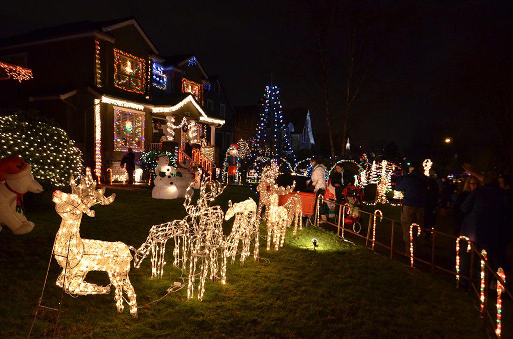 #Trinity St #Christmas #light #HometownHolidays #vancouver