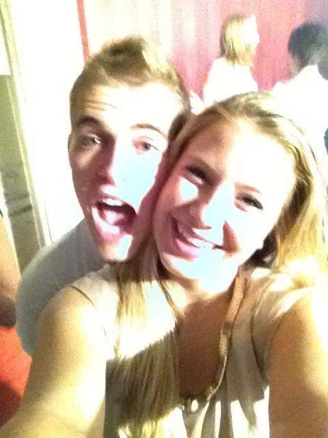 _SerainaThuma's tweet image. 30DAYZ #30days #BackToTheFuture #BackHere #missing #bestiesforever