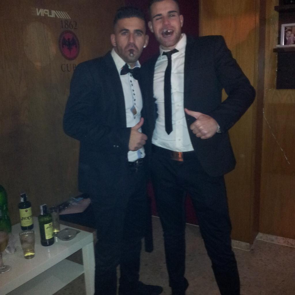 yonatanmoreno88's tweet photo. .fin de año http://t.co/NwZe99xnHU