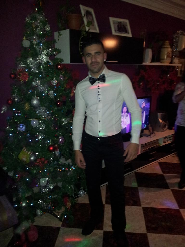 yonatanmoreno88's tweet photo. .fin de año http://t.co/NwZe99xnHU