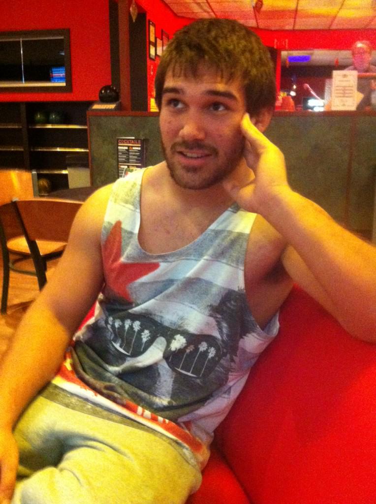 tinyarmsnb's tweet photo. Just lost to @Mattk245 bowling. He used his left hand. At least I have huge muscles! http://t.co/hVRFHgGIbW