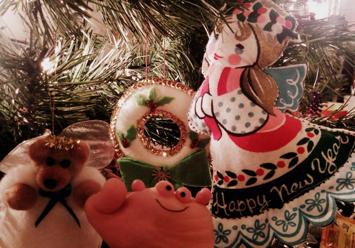 FriendsofStub's tweet image. #HappyNewYear Friends of Stub! May 2015 be filled with the best adventures yet &amp;lt;3