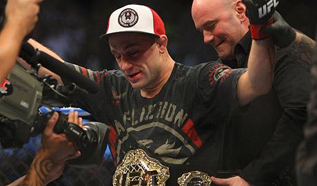 MMAHistoryToday's tweet photo. Since his 1st loss to Maynard,

Edgar had beaten every opponent he had fought,

&amp; became the UFC Lightweight Champion http://t.co/ioKQI235i0