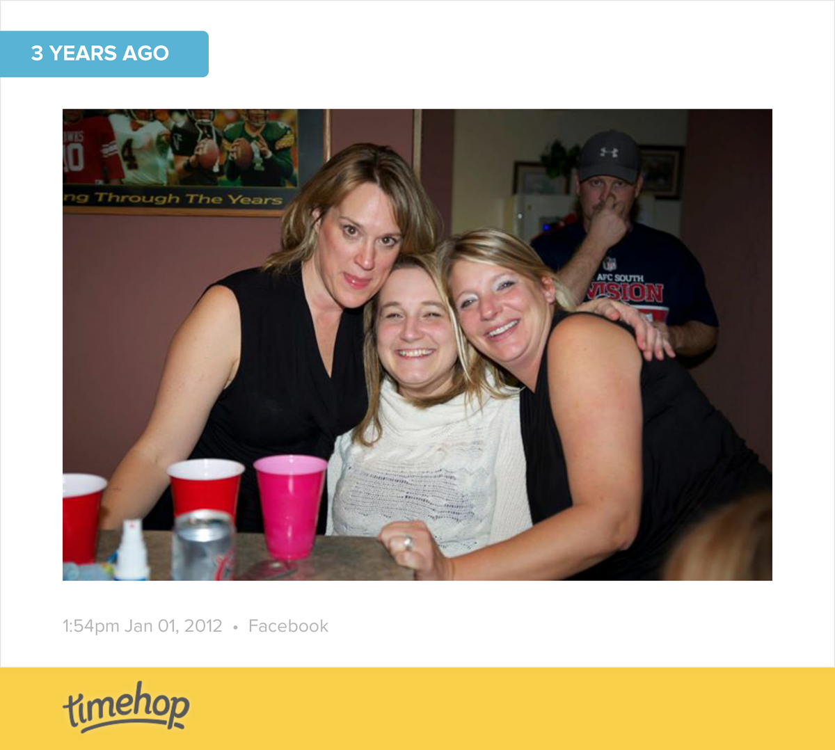 BroomeTodd's tweet photo. Miss these girls! Thank god it's not a photo of volleyball at the pool. 😱 http://t.co/ELA6TGeUO7 http://t.co/qD1VGgWK8U