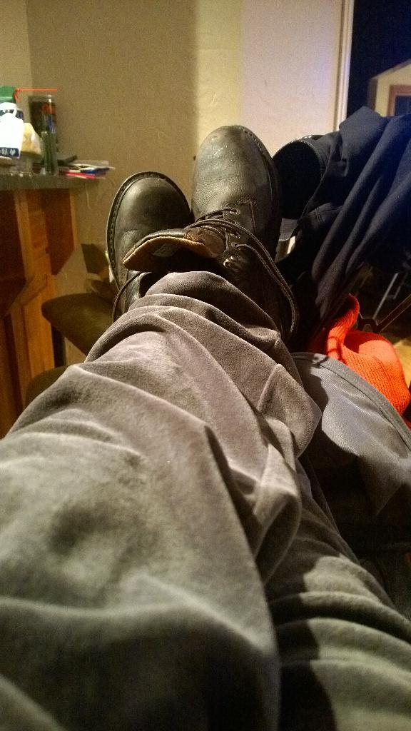 veggiesandsam's tweet photo. Call me happy #bootlife #day1 #yearoftheboot http://t.co/XQOj9rKyuz