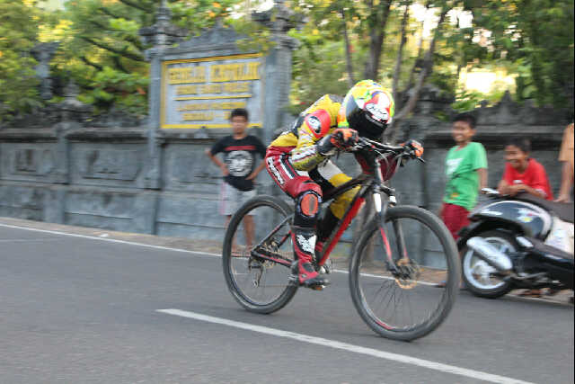 officialBARSPiN's tweet photo. http://t.co/iWx7EYsiPq