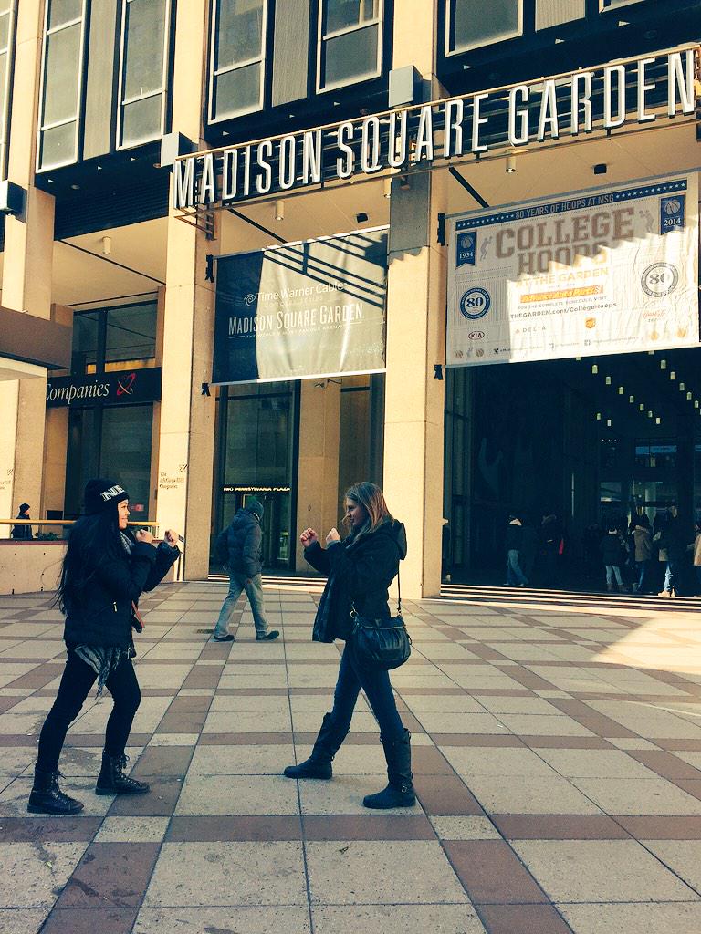 euphoriahxrry's tweet image. spot the difference ¿? @NiallOfficial @mikephillips009