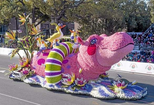 JaimeSmith's tweet photo. Lily from @zappos won Best Animation and Motion @RoseParade ! GET IT GURL! #servingasmile http://t.co/51fwqVtICo http://t.co/VRnIN7qDdS