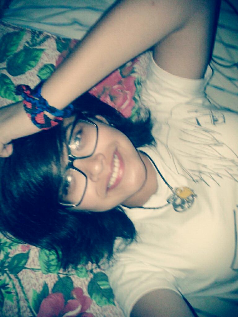 emma_moyanoo's tweet photo. Esto feliz de haber perdido la pelea #Asdsa (? http://t.co/DWv7XmSo3i