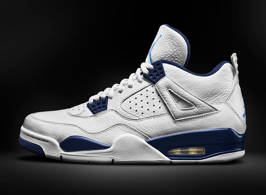 KixService's tweet image. "Legend Blue / Columbia" 4's
First of the new remastered retros from Jordan Brand
$10 Nike Pro Bot!