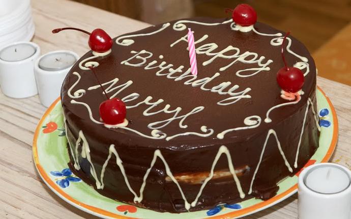 Happy Belated Birthday & New Year!!! Hope you all are having a great 2015, Meryl :-)
Kisses from Spain! 