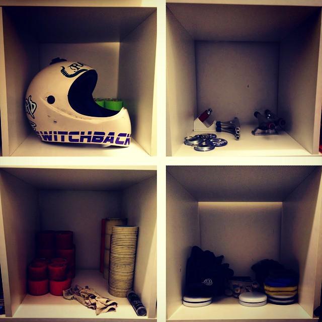 JustinReadings's tweet photo. Getting things organised at home! Winter boredom! #organise #boardyard #sabretrucks #ray... http://t.co/k46ZeygGn7 http://t.co/yJkcsIYoEX