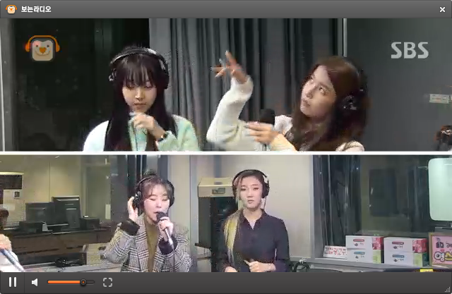 mamamoosolar's tweet photo. "mamamoodaily: Piano Man at SBS Youngstreet Screenshots #Mamamoo #마마무 http://t.co/1QK0dbYUGY"