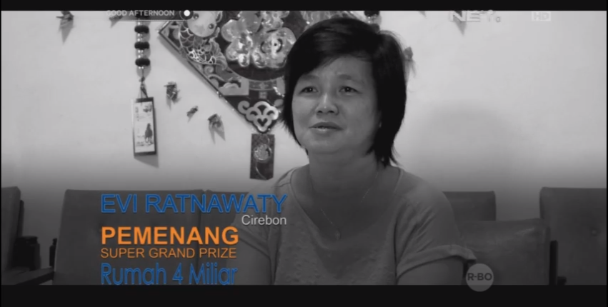 TonightShow_NET's tweet image. Ini dia sosok ibu Evy pemenang super grand prize rumah 4 miliar dari kuis #NETMiliuner . Selamat Buu
