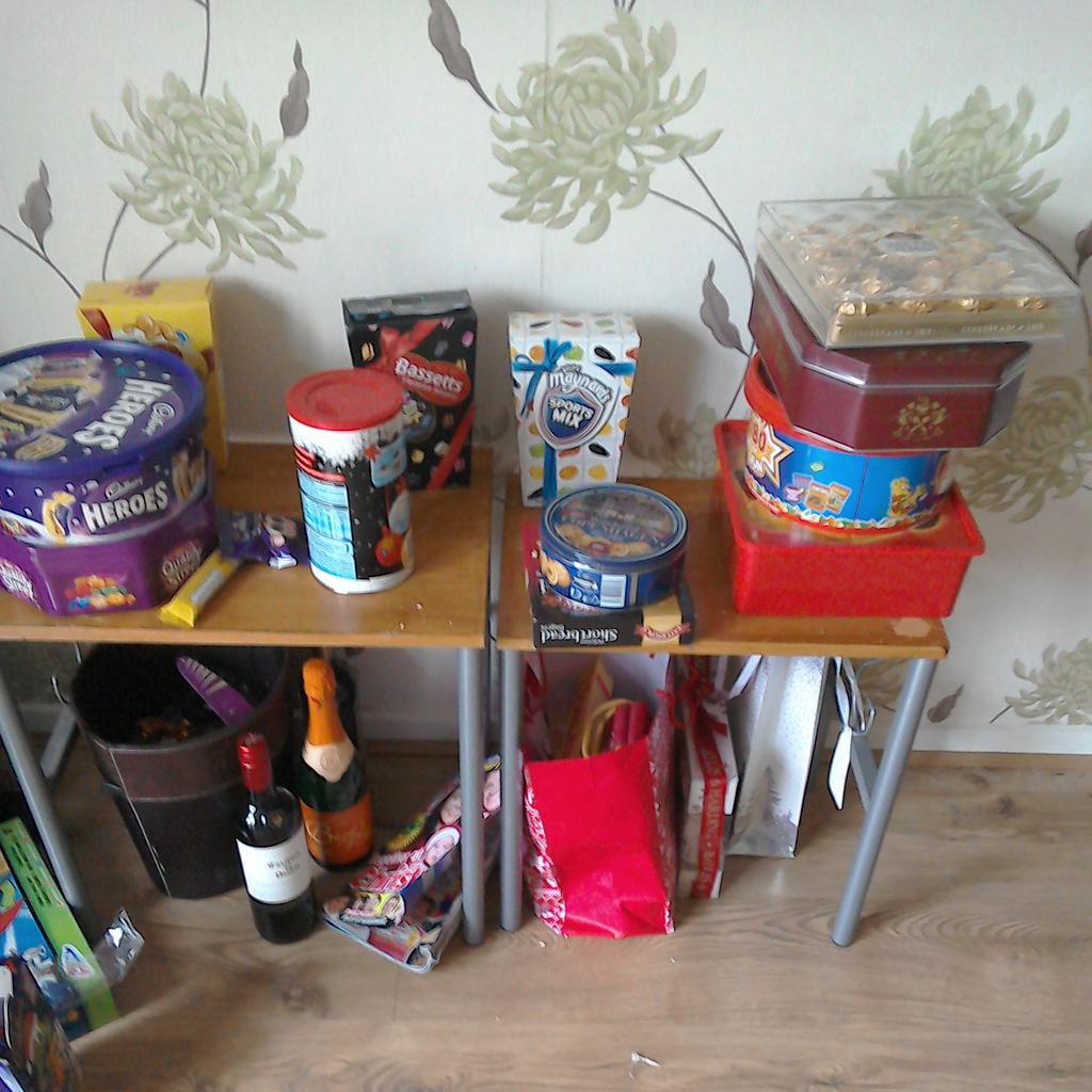 67Daley's tweet photo. What happens when u have a healthy Xmas http://t.co/kAHoHgUVdl