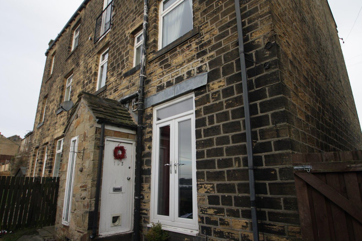 NEW  * Cosy 2 bedroom terrace tucked away from the main road with far reaching views * Greetland * £85,000