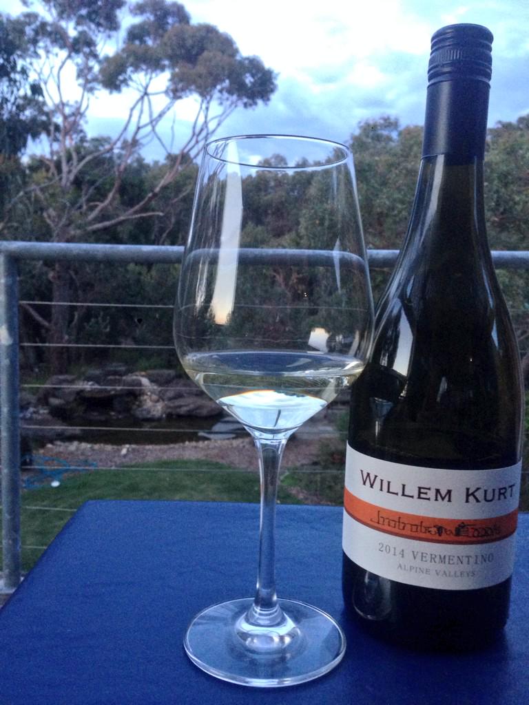 JonnyAllen37's tweet photo. The new sexy white. Get it into you. #willemkurt #vermentino http://t.co/FsjK6bpMgy