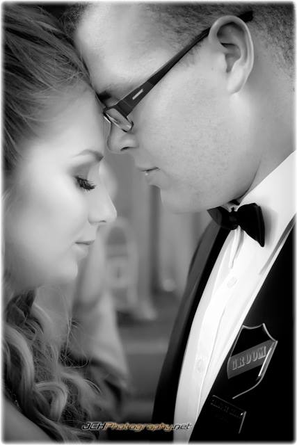 JCH_Photography's tweet photo. The stunning #bride and #groom, Shani &amp; Gerrit on their way to saying their I Do's @Saldanhabaai http://t.co/iQXzBgxeQ0