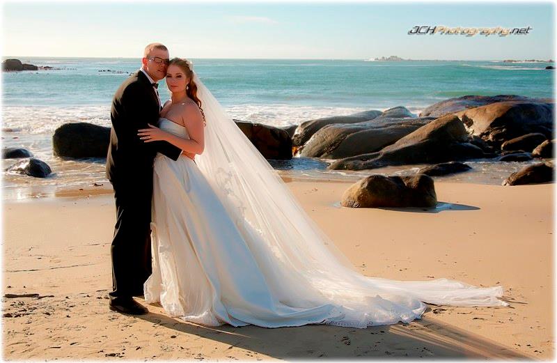 JCH_Photography's tweet photo. Congratulation Mr &amp; Mrs Killian! We had so much fun at your #wedding on the #WestCoast. More pretty pics to follow! http://t.co/zRvbsde42l