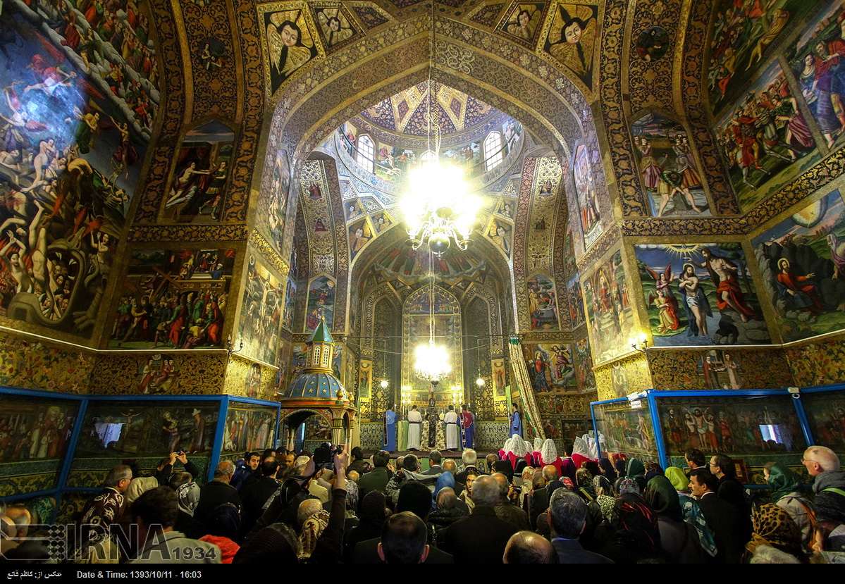 MeetIran's tweet photo. New Year ceremonies at Vank Cathedral in #Isfahan, #Iran. http://t.co/BNrTKeecPS