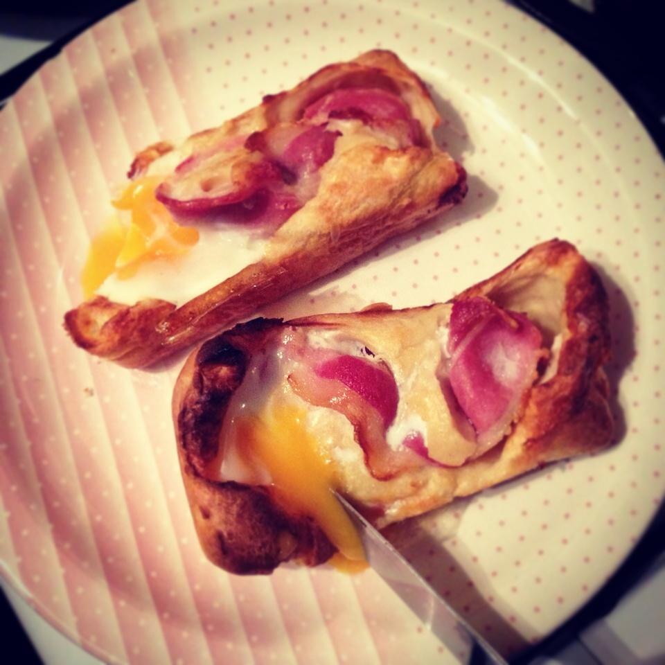 YPuddingCo's tweet image. Morning, hope you've all enjoyed your breakfasts - we sure have at The Yorkshire Pudding Co. with our breakfast puds!