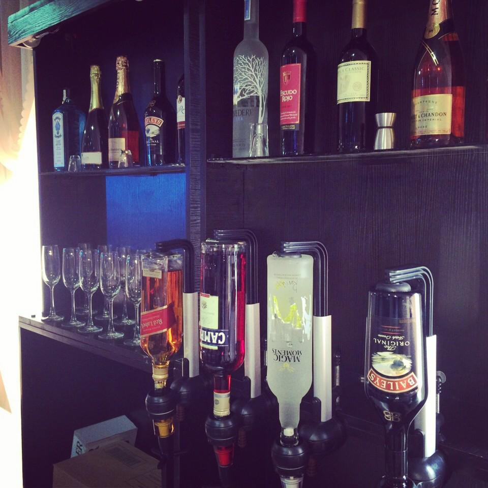 Sunset Cafe Ng tweet media